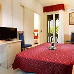 Regina Hotel