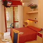 Hotel Regina 3*
