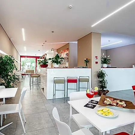 Regina Hotel