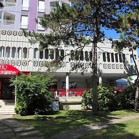 Hotel Regina 3*